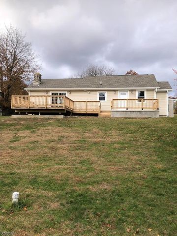 5 Warren Ln, Liberty Twp., NJ 07838