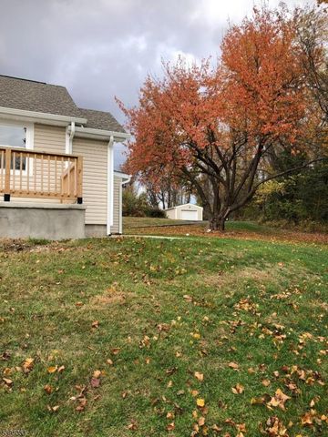 5 Warren Ln, Liberty Twp., NJ 07838