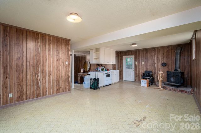 234 Suncrest Road, Cherryville, NC 28021