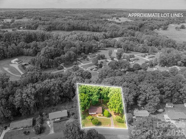 234 Suncrest Road, Cherryville, NC 28021
