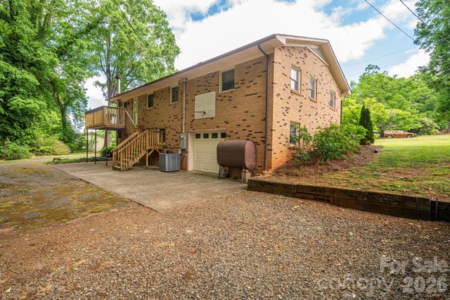 234 Suncrest Road, Cherryville, NC 28021