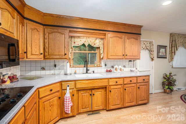 234 Suncrest Road, Cherryville, NC 28021