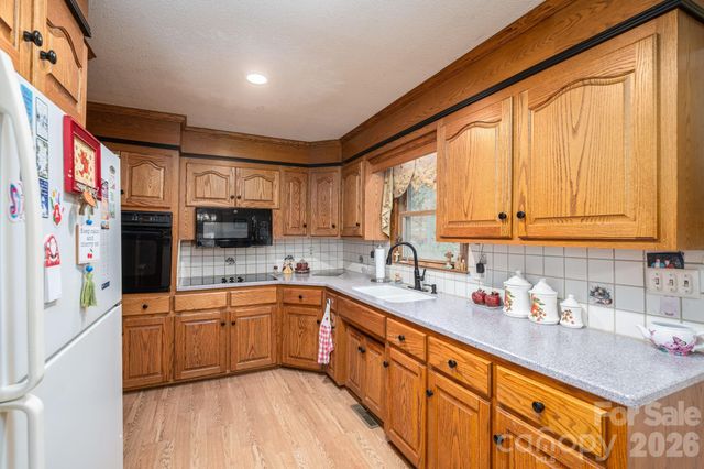 234 Suncrest Road, Cherryville, NC 28021