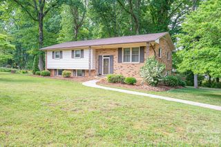 234 Suncrest Road, Cherryville, NC 28021