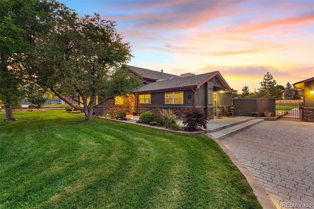 16395 W 54th Avenue, Golden, CO 80403