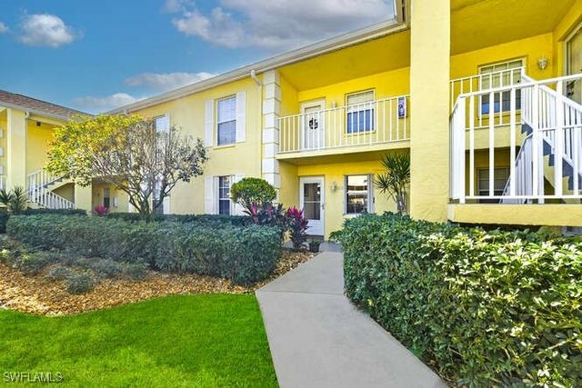 2596 Kings Lake BLVD 5-103, Naples, FL 34112