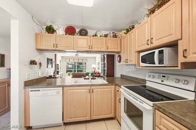 2596 Kings Lake BLVD 5-103, Naples, FL 34112