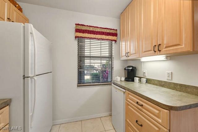 2596 Kings Lake BLVD 5-103, Naples, FL 34112