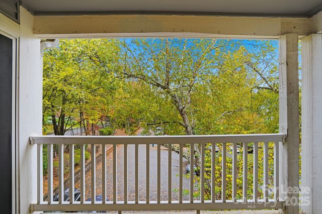 2500 Cranbrook Lane 11, Charlotte, NC 28207