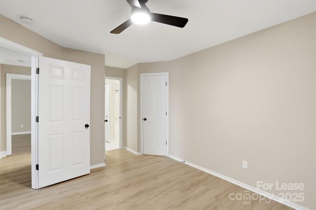 2500 Cranbrook Lane 11, Charlotte, NC 28207