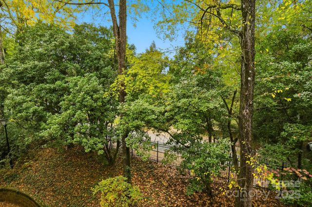 2500 Cranbrook Lane 11, Charlotte, NC 28207