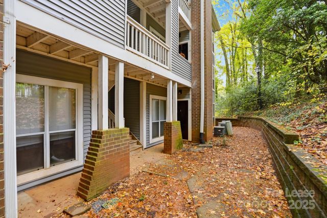 2500 Cranbrook Lane 11, Charlotte, NC 28207