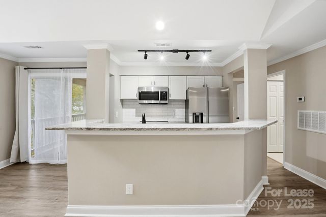 2500 Cranbrook Lane 11, Charlotte, NC 28207