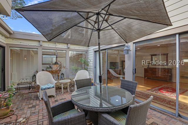 21 Calibogue Cay Rd Apt 363, Hilton Head Island, SC 29928