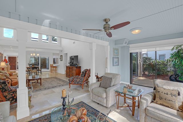 21 Calibogue Cay Rd Apt 363, Hilton Head Island, SC 29928