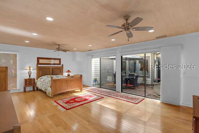 21 Calibogue Cay Rd Apt 363, Hilton Head Island, SC 29928