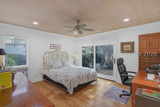 21 Calibogue Cay Rd Apt 363, Hilton Head Island, SC 29928