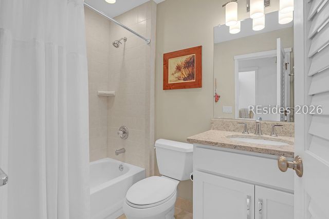 21 Calibogue Cay Rd Apt 363, Hilton Head Island, SC 29928