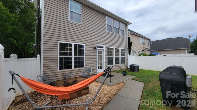 10732 Trolley Run Drive, Cornelius, NC 28031