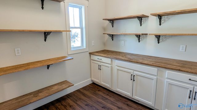 1409 Dug Hill Road, Brownsboro, AL 35741