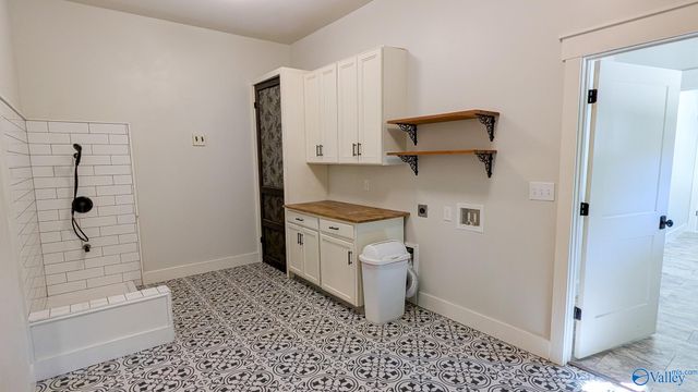 1409 Dug Hill Road, Brownsboro, AL 35741