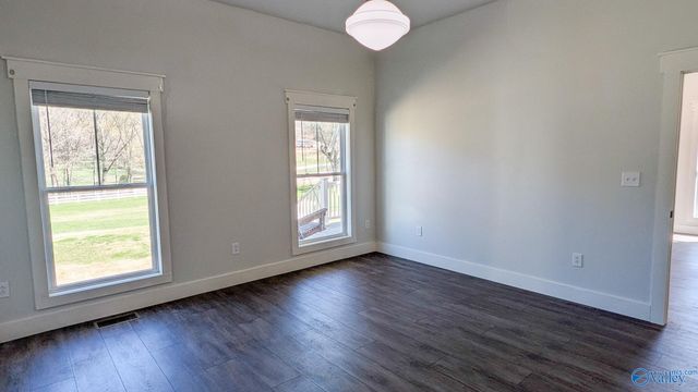 1409 Dug Hill Road, Brownsboro, AL 35741