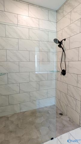 1409 Dug Hill Road, Brownsboro, AL 35741