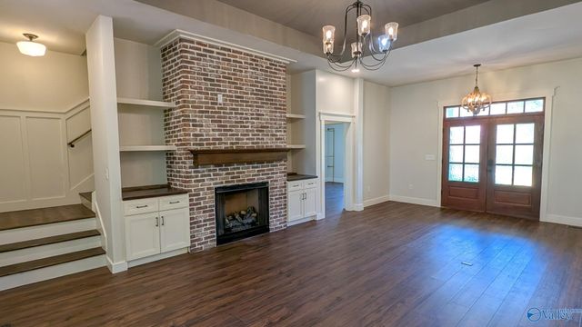 1409 Dug Hill Road, Brownsboro, AL 35741