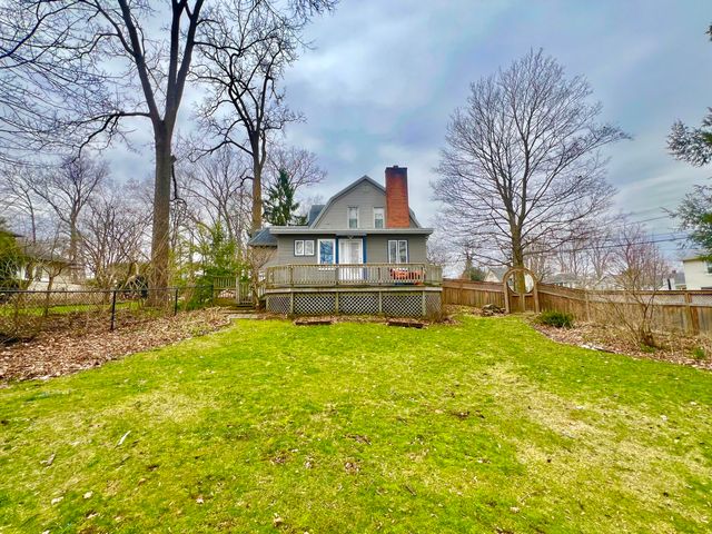 135 Budlong Street, Hillsdale, MI 49242