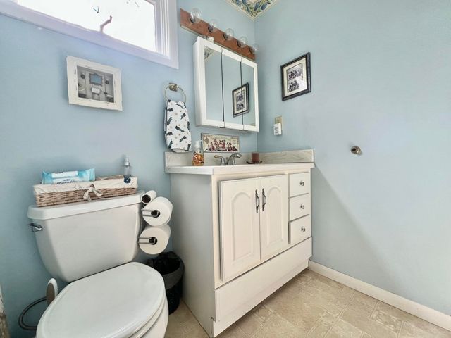 135 Budlong Street, Hillsdale, MI 49242