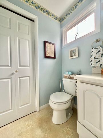 135 Budlong Street, Hillsdale, MI 49242