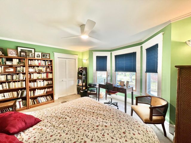 135 Budlong Street, Hillsdale, MI 49242