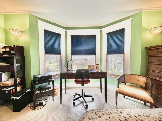 135 Budlong Street, Hillsdale, MI 49242