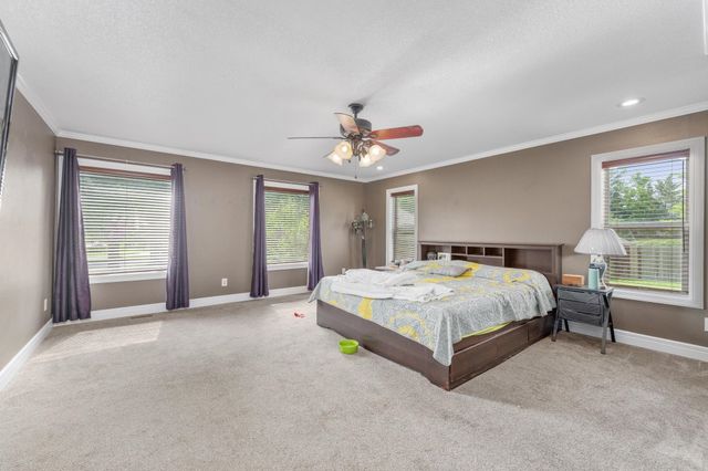 13911 E Bayley Cir, Wichita, KS 67230