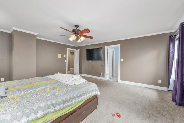13911 E Bayley Cir, Wichita, KS 67230