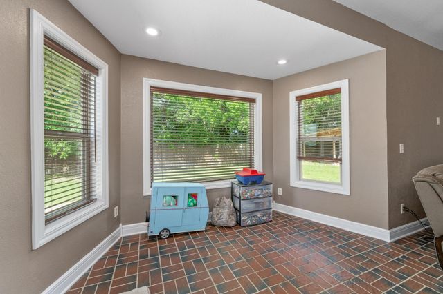 13911 E Bayley Cir, Wichita, KS 67230