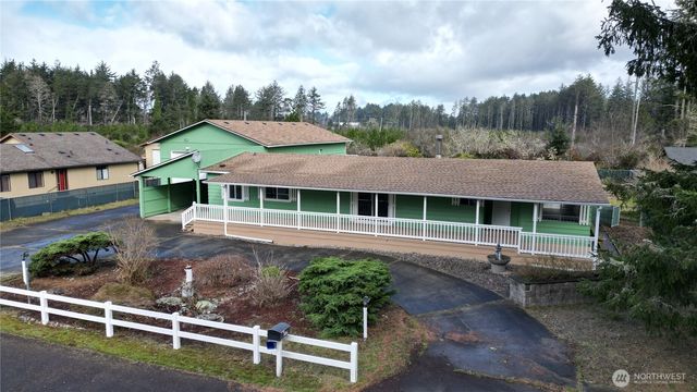 1529 229th Place, Ocean Park, WA 98640
