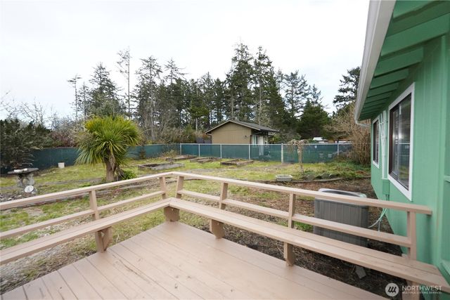 1529 229th Place, Ocean Park, WA 98640