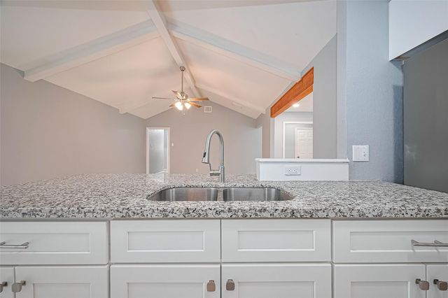 10659 Hazelhurst Drive, Houston, TX 77043