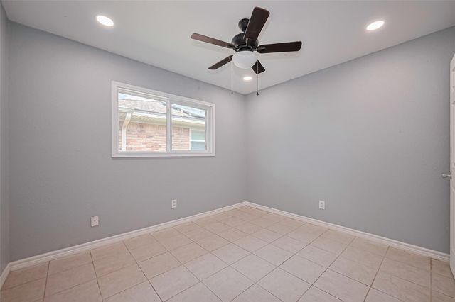 10659 Hazelhurst Drive, Houston, TX 77043