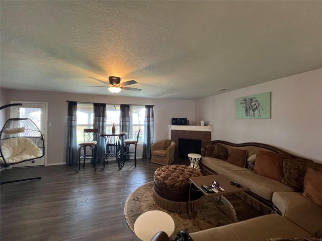 11738 Greensbrook Garden Drive, Houston, TX 77044