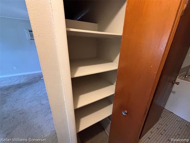 4066 Agnes Avenue, Lincoln Park, MI 48146