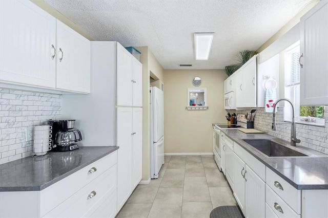 6325 GULF DRIVE, Holmes Beach, FL 34217