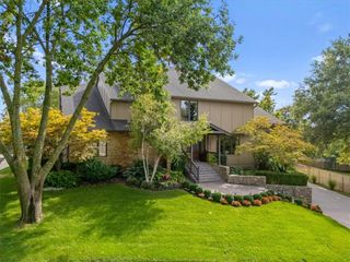 10318 Alhambra Street, Overland Park, KS 66207
