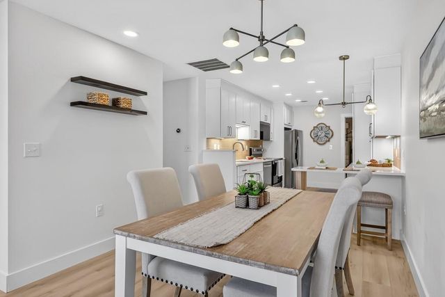 9103 Windrush Lane, Alpharetta, GA 30009