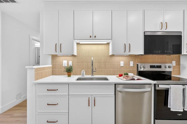 9103 Windrush Lane, Alpharetta, GA 30009