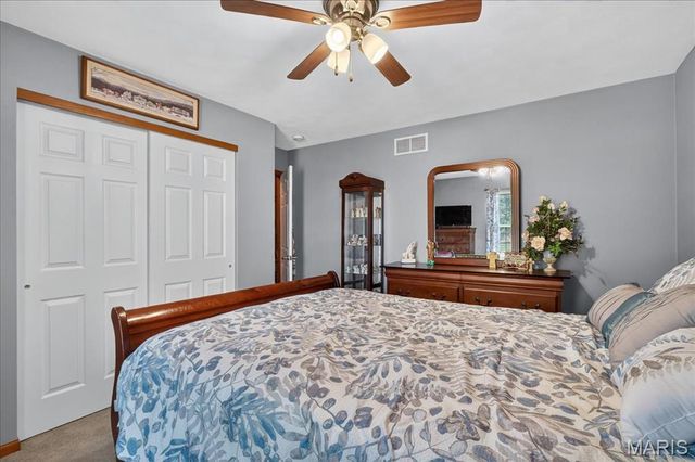 312 Silverthorne Drive, Freeburg, IL 62243