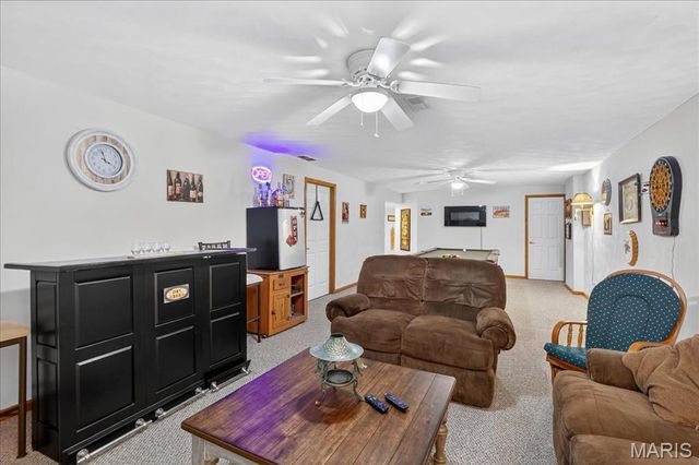 312 Silverthorne Drive, Freeburg, IL 62243