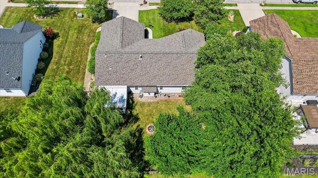 312 Silverthorne Drive, Freeburg, IL 62243