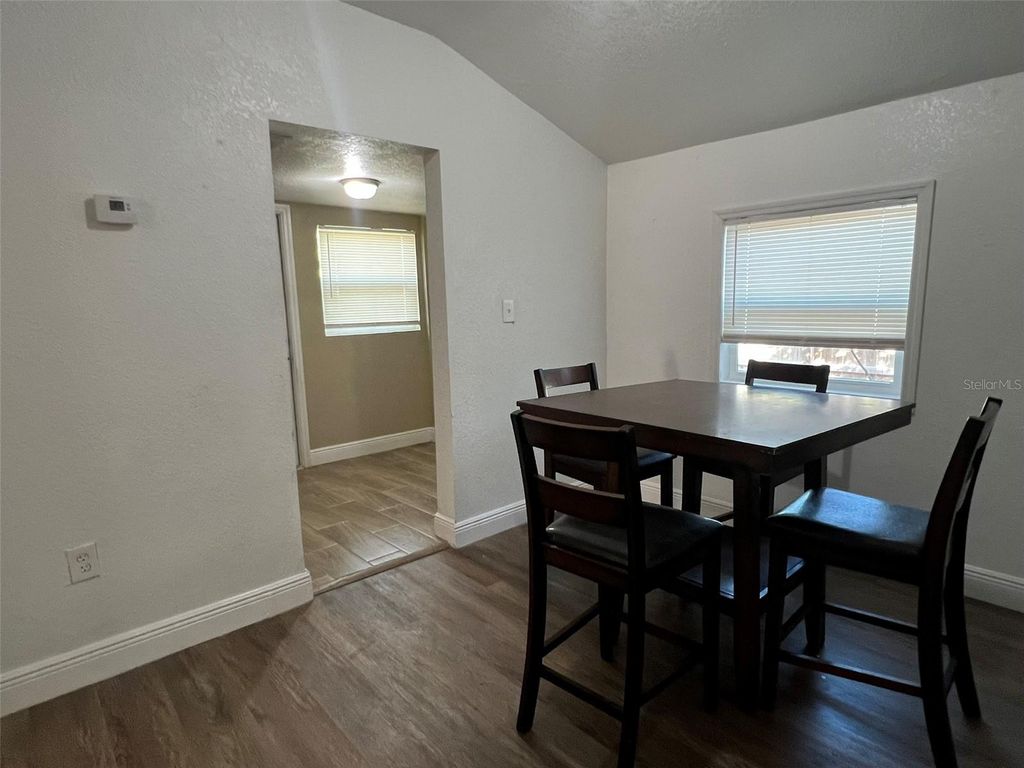 Image 11 of property listing at 1307 W KALEY AVENUE, Orlando, FL 32805